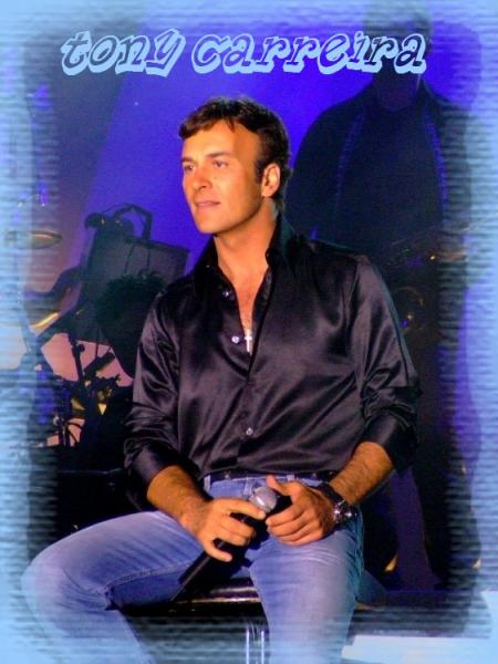 UN CHANTEUR PORTUGAIS QUE J' ADORE.